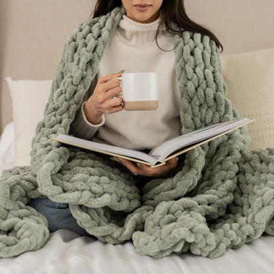 PRIMUS™  - COZY KNIT BLANKET